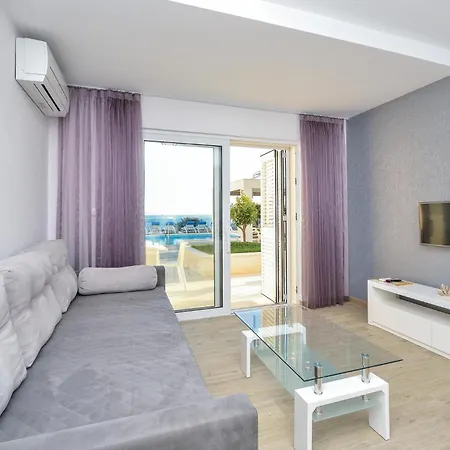 Amazing In Rogoznica With Sauna Apartment *