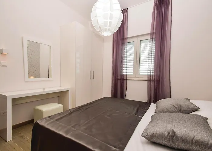 Appartement Amazing In *