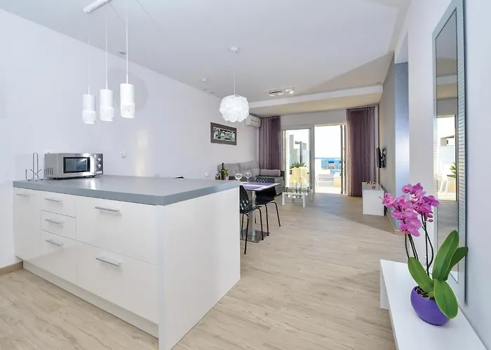 Appartement Amazing In Rogoznica (Sibenik-Knin)