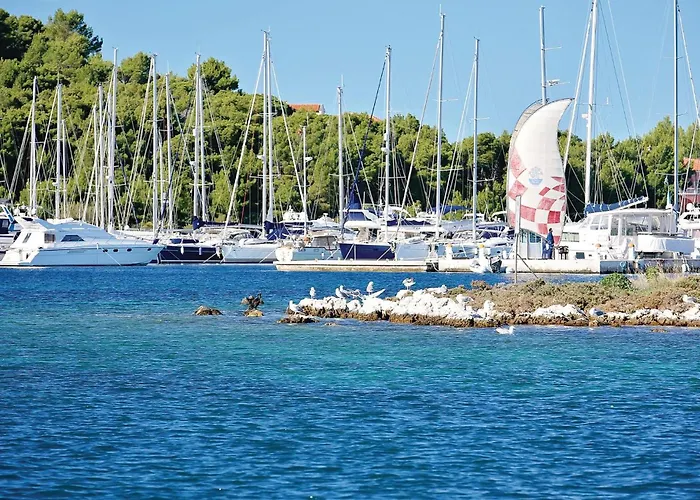 Appartement Amazing In Rogoznica (Sibenik-Knin)